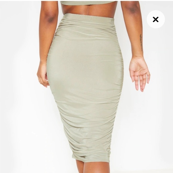 Pretty Little Thing Sage Green Slinky Second Skin Ruched Midi Skirt size US 6/ M - Picture 3 of 9